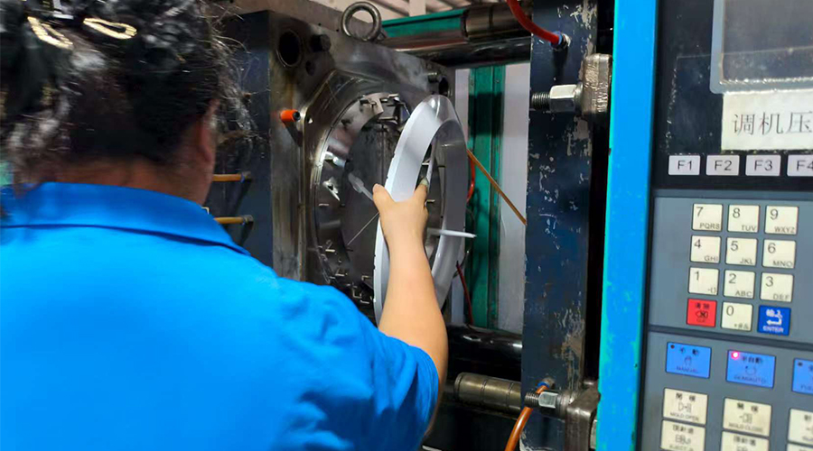 攜手共贏：金環(huán)電器打造烘干機(jī)工廠的合作典范